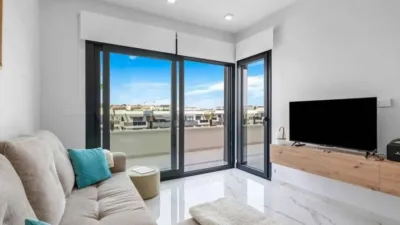 Apartment on Ontario Street photo 6