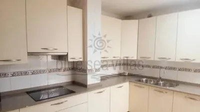 Attic flat on Calle Villar photo 8