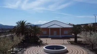 Chalet in Camarillas photo 4