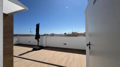 Penthouse on Calle de Ramón Gallud photo 50