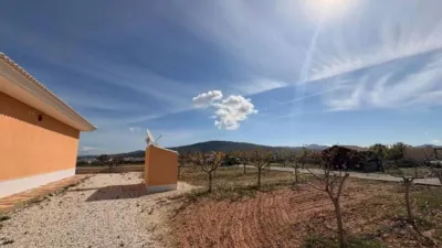 Chalet in Camarillas photo 12