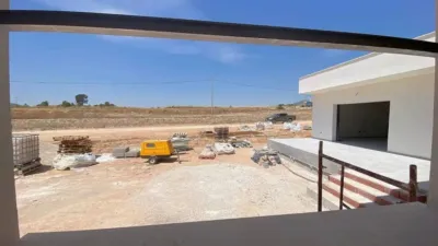 Chalet in Camarillas photo 6