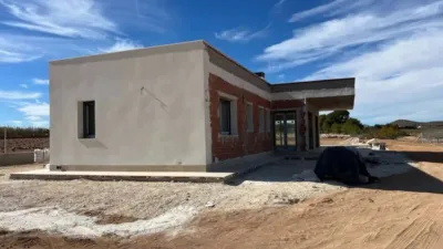 Chalet in El Pinós - Pinoso photo 9