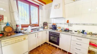 Rustic house in Camarillas photo 24