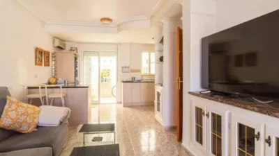 Chalet in Cabo Roig-La Zenia-La Regia photo 3