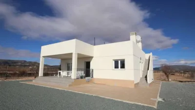Chalet in Camarillas photo 16
