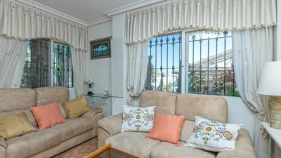 Chalet in Cabo Roig-La Zenia-La Regia photo 6