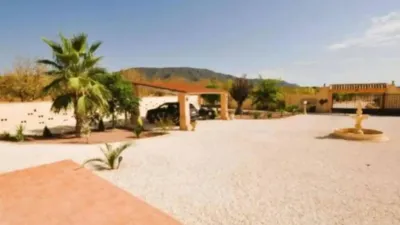 Chalet in Camarillas photo 37