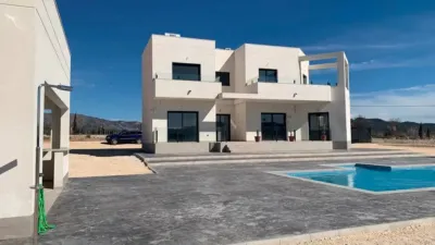 Chalet in El Pinós - Pinoso photo 4