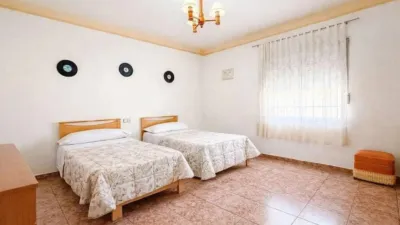 Rustic house in Camarillas photo 31