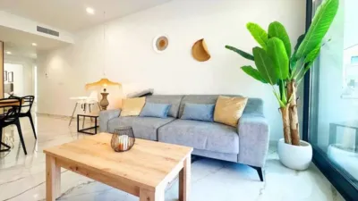 Apartment on Ontario Street photo 8