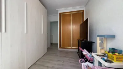 Apartment on Avenida de las Cortes Valencianas photo 11