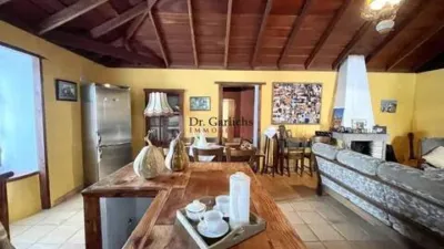 Chalet on Calle El Tanque, No Number photo 10