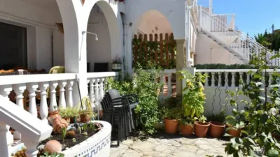 Chalet on Carrer del Duc de Medinaceli photo 2