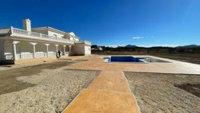 Chalet in El Pinós - Pinoso photo 21