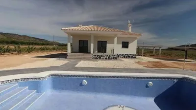 Chalet in Camarillas photo 6