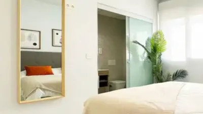 Apartment on Ontario Street photo 25