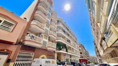 Apartment on Calle de María Gil Vallejos photo 3