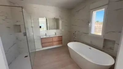 Chalet in Camarillas photo 10