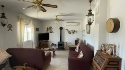 Chalet in Camarillas photo 10