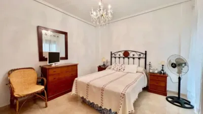 Apartment on Calle de María Gil Vallejos photo 22