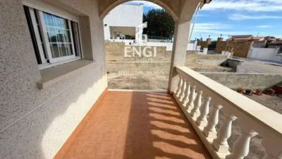Chalet in Santa Oliva photo 4