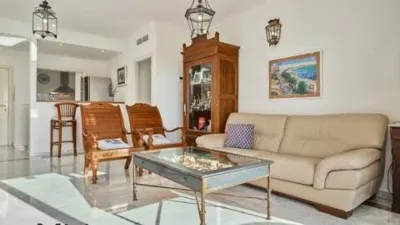 Apartment on Avenida de la Reina Sofía photo 14