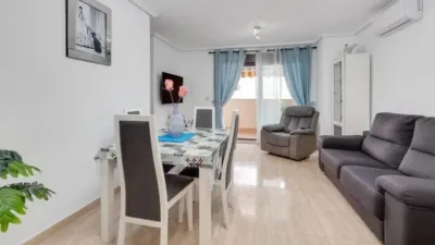 Piso – Torrevieja - Vista 2
