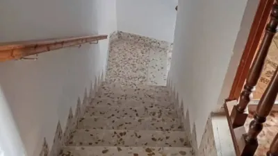 Piso en Cardenete photo 3