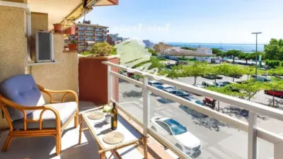Apartment in Port Esportiu-Canyelles-Puig Rom photo 3