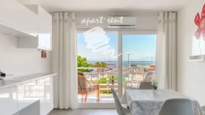 Apartment in Port Esportiu-Canyelles-Puig Rom photo 2