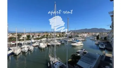 Apartment in Empuriabrava photo 18