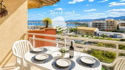 Apartment in Port Esportiu-Canyelles-Puig Rom photo 3