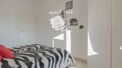 Apartment in Centre photo 16