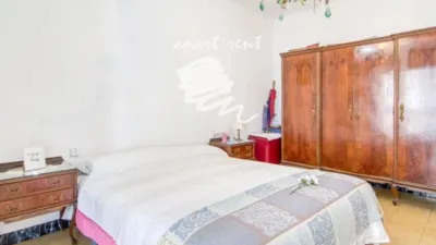 Apartment in Centre photo 13