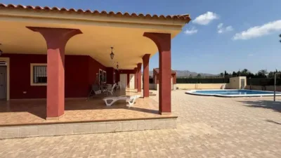 Chalet in Albatera photo 2