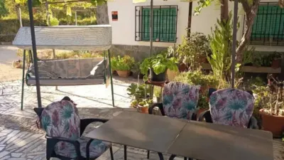 Terreno en venta en Calle G - Vista 4