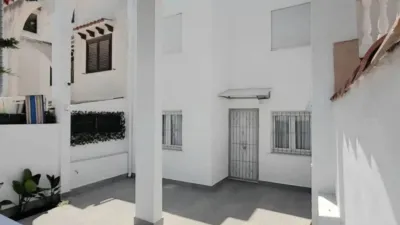 Chalet en Nueva Torrevieja photo 2