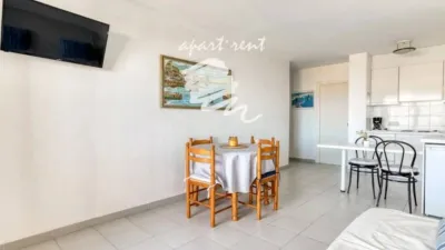 Apartment in Port Esportiu-Canyelles-Puig Rom photo 9