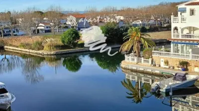 Apartment in Empuriabrava photo 25
