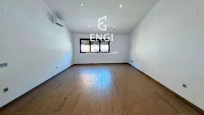 Apartment in Centre photo 9
