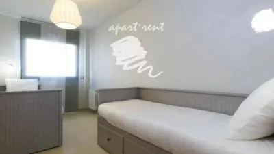 Apartment in Port Esportiu-Canyelles-Puig Rom photo 8