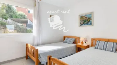 Apartment in Port Esportiu-Canyelles-Puig Rom photo 16