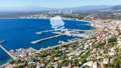 Apartment in Port Esportiu-Canyelles-Puig Rom photo 8