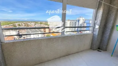 Apartment in Empuriabrava photo 2