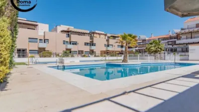Apartment in Albolote photo 2