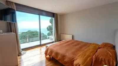 Chalet on Carrer de Grècia photo 23