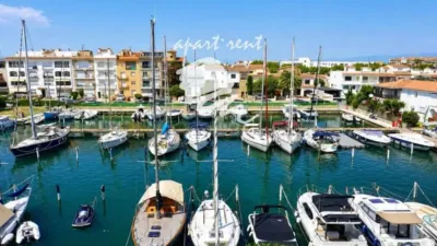Apartment in Empuriabrava photo 16