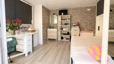 Apartment in La Verneda-La Pau photo 11