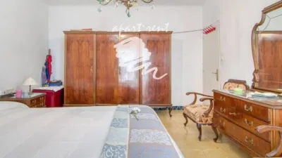 Apartment in Centre photo 12